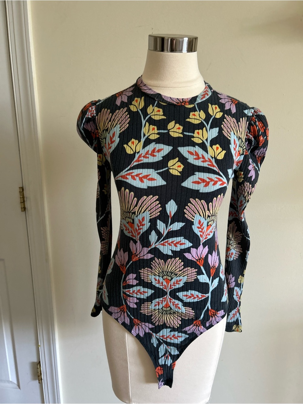 Farm Rio Long Sleeve Floral Bodysuit size S